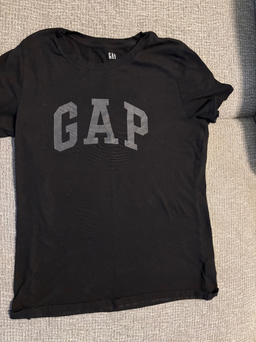 Black shirt